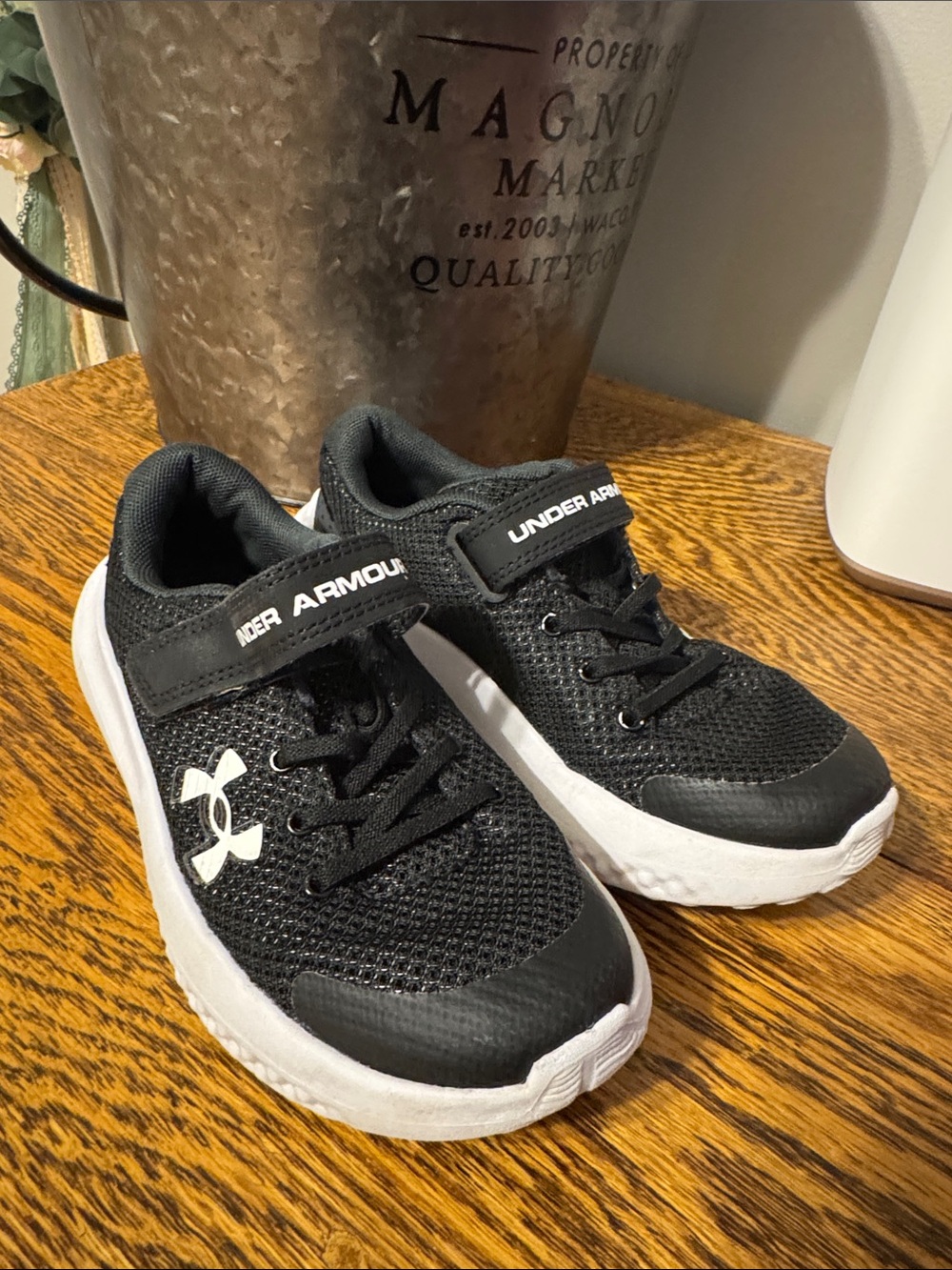 Under Armour Black and White Kids Sneakers with Hook-and-Loop Strap